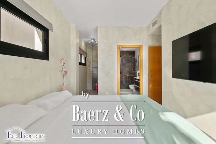 Image No.23-3 Bed Villa for sale