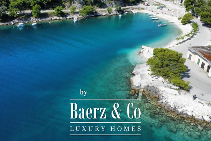 Image No.17-4 Bed Townhouse for sale