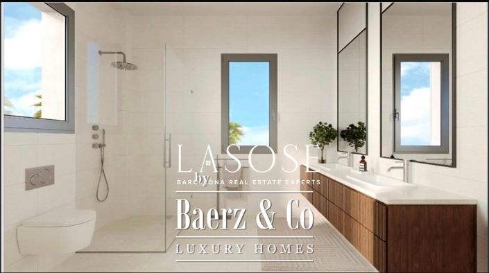 Image No.6-6 Bed Property for sale