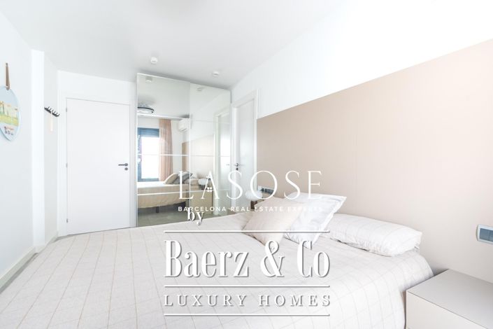 Image No.14-2 Bed Property for sale