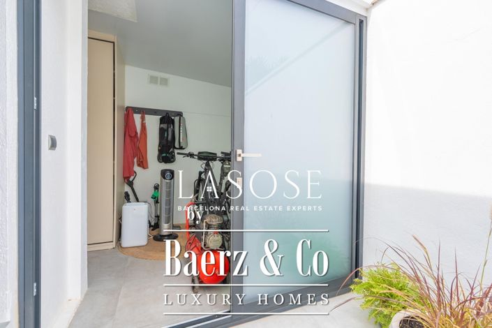 Image No.37-2 Bed Property for sale