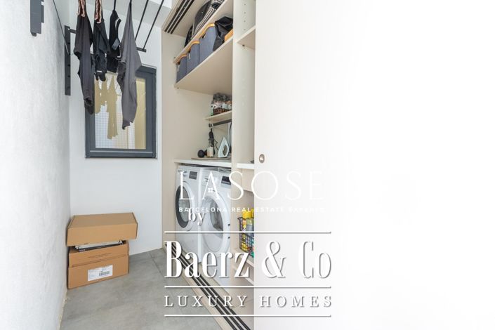 Image No.38-2 Bed Property for sale