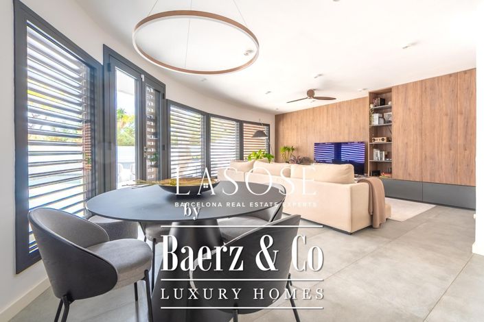 Image No.40-2 Bed Property for sale