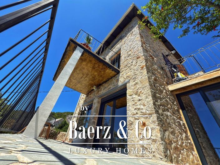 Image No.1-2 Bed House/Villa for sale