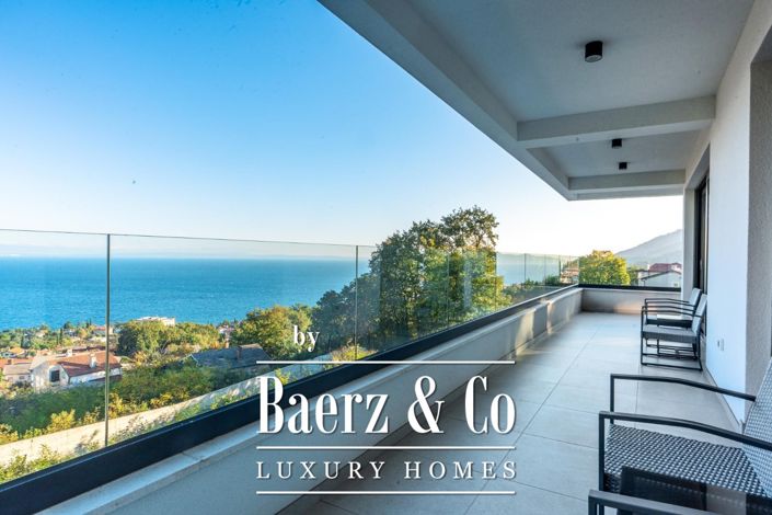 Image No.13-4 Bed Townhouse for sale