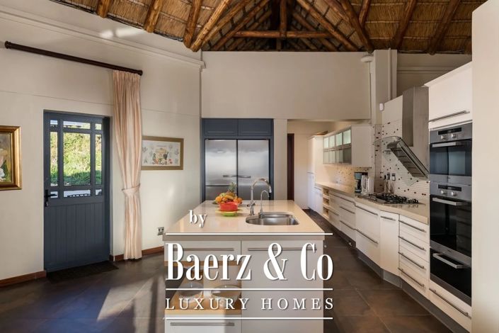 Image No.21-5 Bed Property for sale