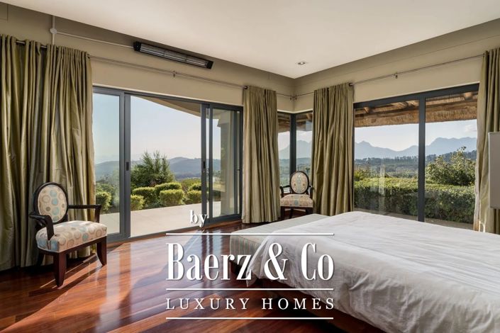 Image No.24-5 Bed Property for sale