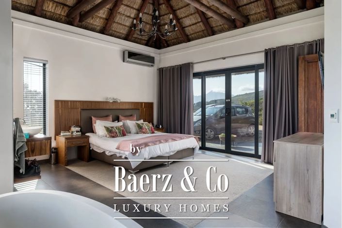 Image No.26-5 Bed Property for sale