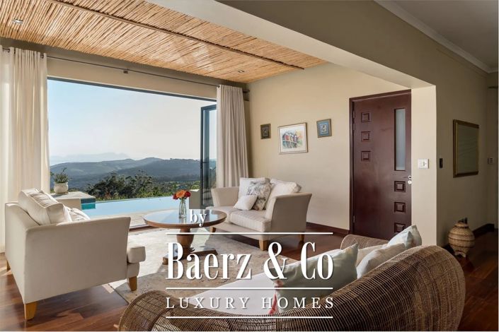 Image No.9-5 Bed Property for sale