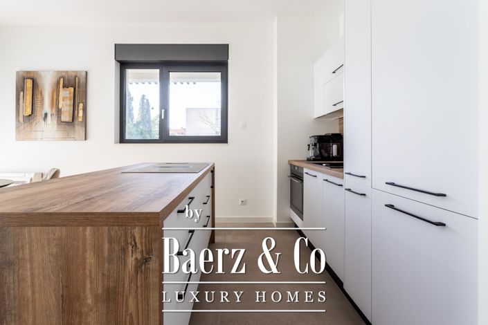 Image No.4-Appartement de 2 chambres à vendre à Split