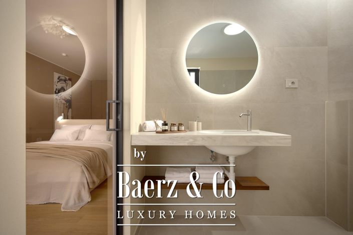 Image No.30-Villa de 5 chambres à vendre à Primošten