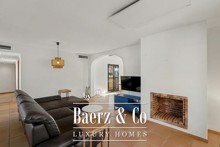 Image No.20-2 Bed Villa for sale