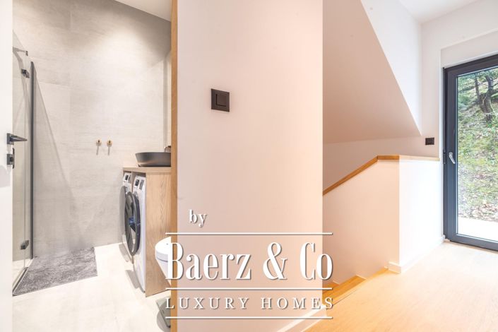 Image No.7-3 Bed Townhouse for sale