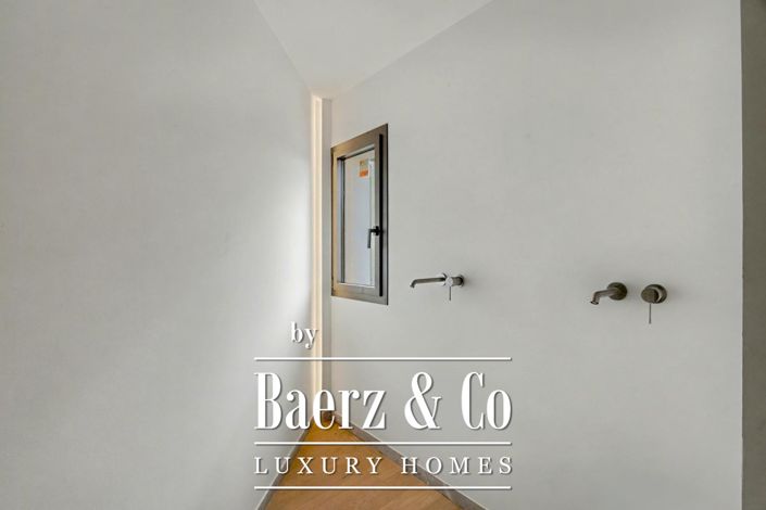 Image No.11-2 Bed Villa for sale