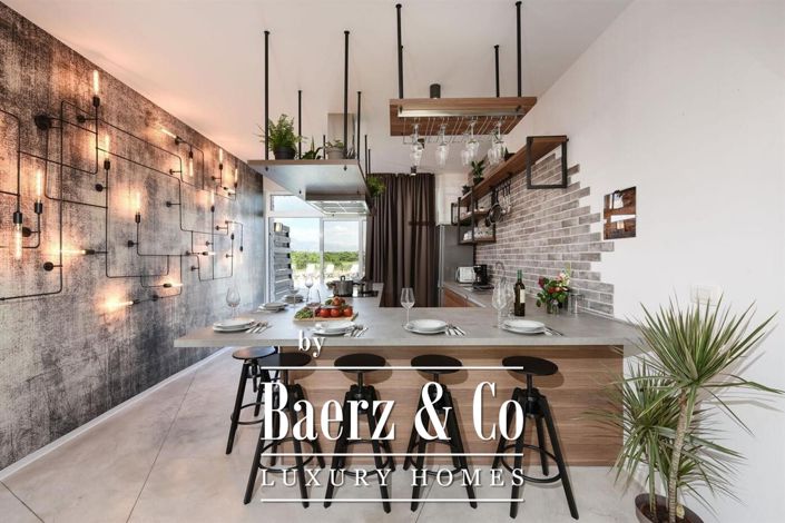 Image No.1-Maison de ville de 9 chambres à vendre à Nin