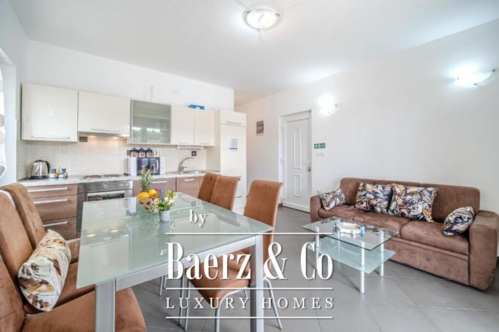 Image No.11-Maison de ville de 12 chambres à vendre à Milna