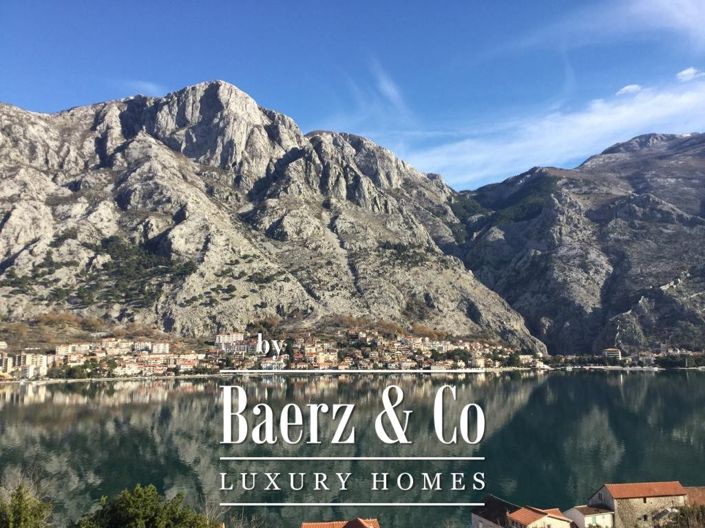 Image No.1-Maison / Villa de 3 chambres à vendre à Kotor