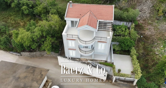 Image No.2-Maison / Villa de 3 chambres à vendre à Kotor