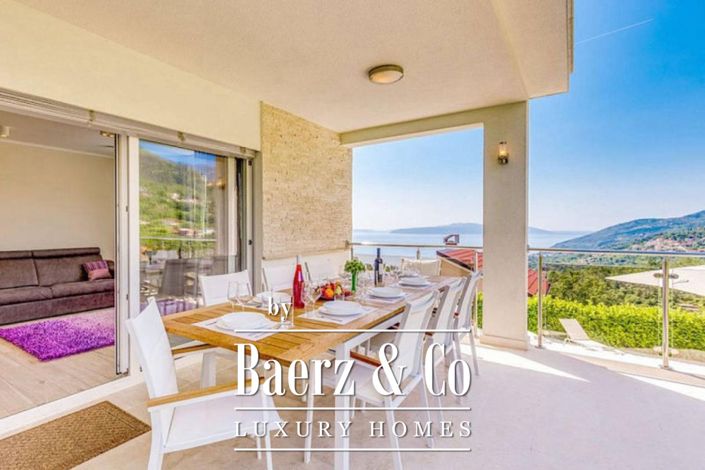 Image No.4-5 Bed Villa for sale