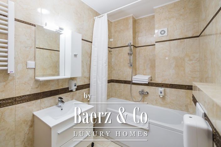 Image No.12-2 Bed Property for sale