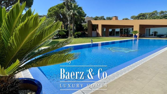 Image No.15-6 Bed Property for sale