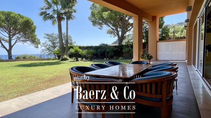 Image No.23-6 Bed Property for sale