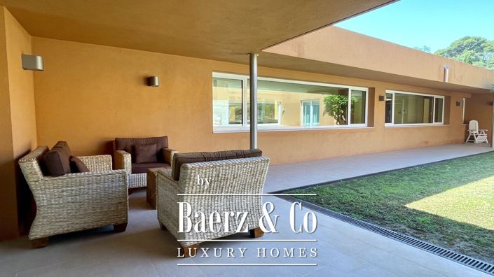 Image No.24-6 Bed Property for sale