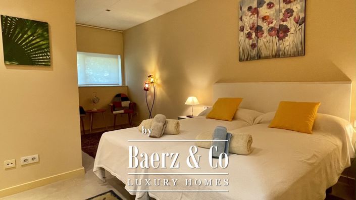 Image No.25-6 Bed Property for sale