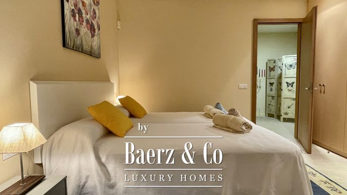 Image No.27-6 Bed Property for sale