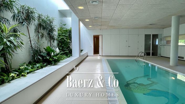 Image No.30-6 Bed Property for sale