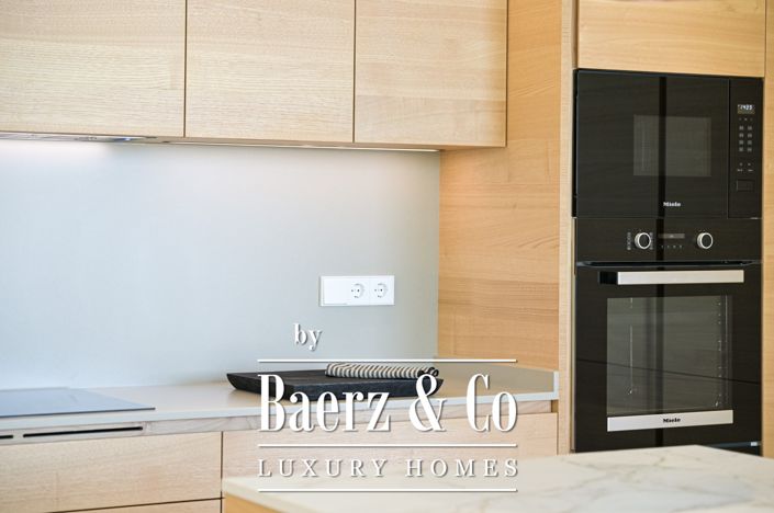 Image No.21-4 Bed Property for sale