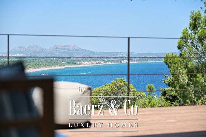 Image No.27-4 Bed Property for sale