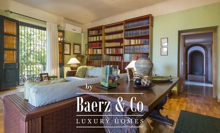 Image No.16-12 Bed Property for sale