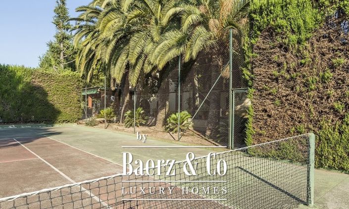 Image No.36-12 Bed Property for sale