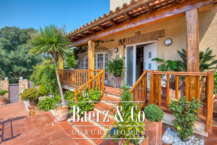 Image No.4-4 Bed Villa for sale