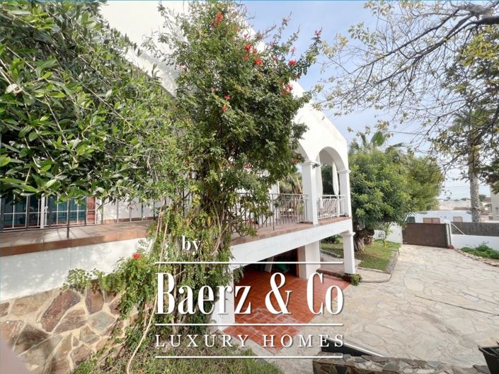 Image No.3-Villa de 4 chambres à vendre à Cunit