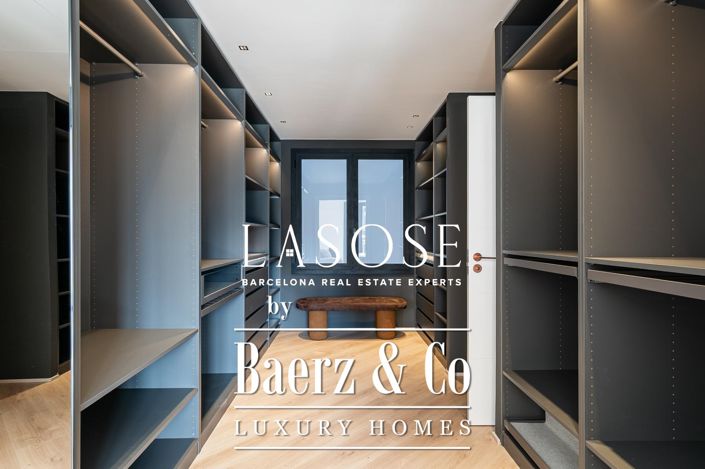 Image No.34-Propriété de 4 chambres à vendre à Barcelona