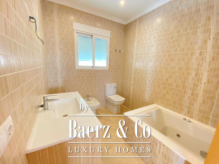 Image No.18-Villa de 4 chambres à vendre à L'Alfas del Pi