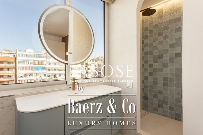 Image No.21-3 Bed Property for sale