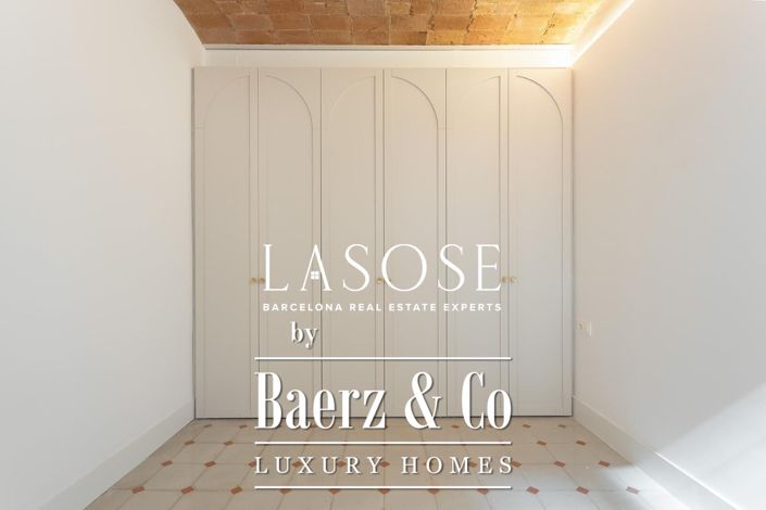 Image No.28-3 Bed Property for sale