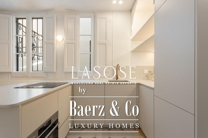 Image No.8-3 Bed Property for sale