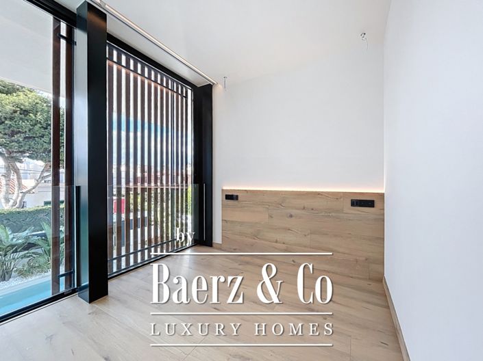 Image No.14-3 Bed Villa for sale