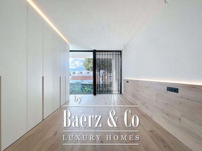 Image No.21-3 Bed Villa for sale