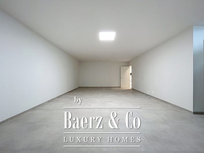 Image No.28-3 Bed Villa for sale