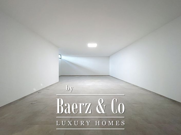 Image No.29-3 Bed Villa for sale