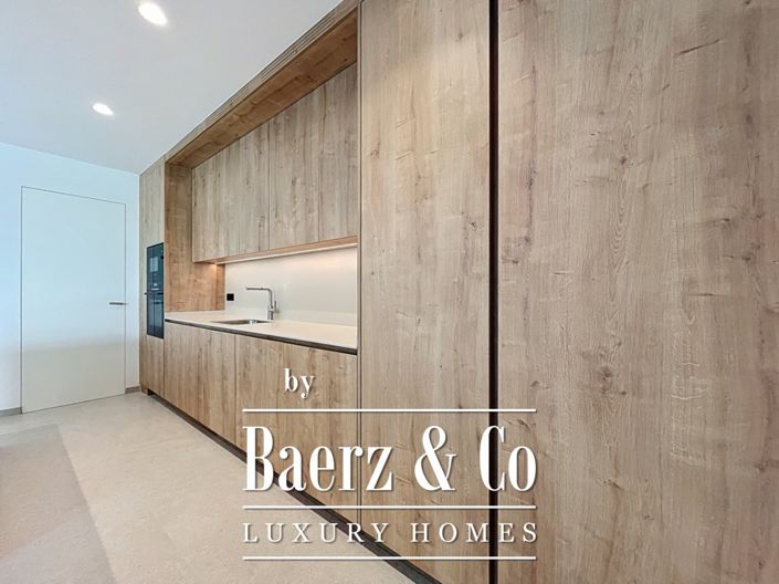 Image No.8-3 Bed Villa for sale