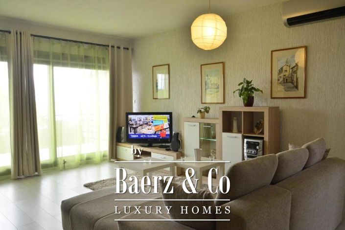 Image No.10-8 Bed Townhouse for sale