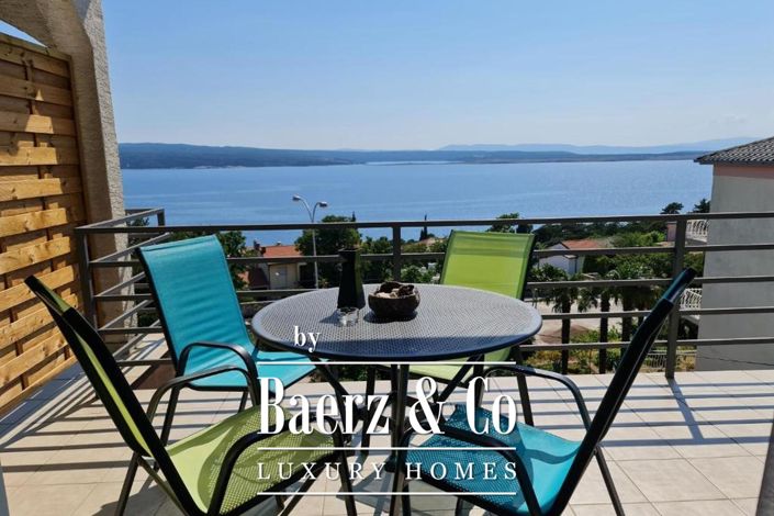 Image No.13-8 Bed Townhouse for sale