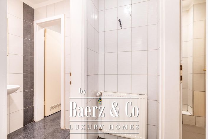 Image No.4-10 Bed Townhouse for sale