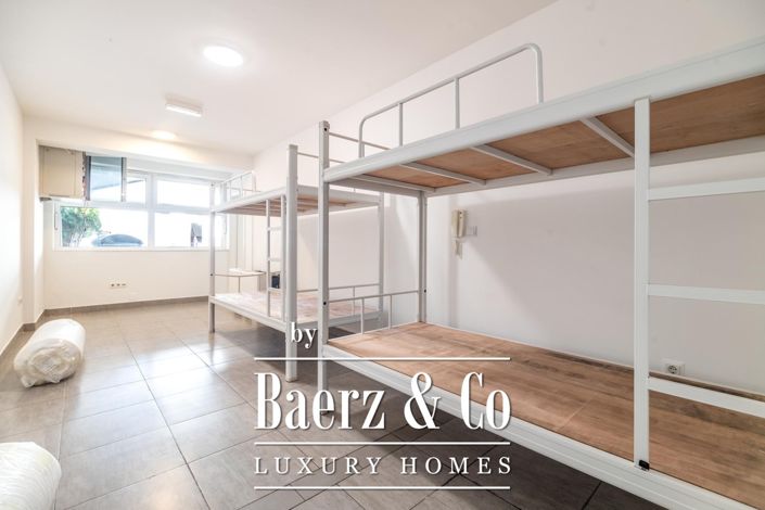 Image No.6-10 Bed Townhouse for sale